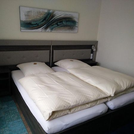 Hotel Alfa Neu-Isenburg Chambre photo