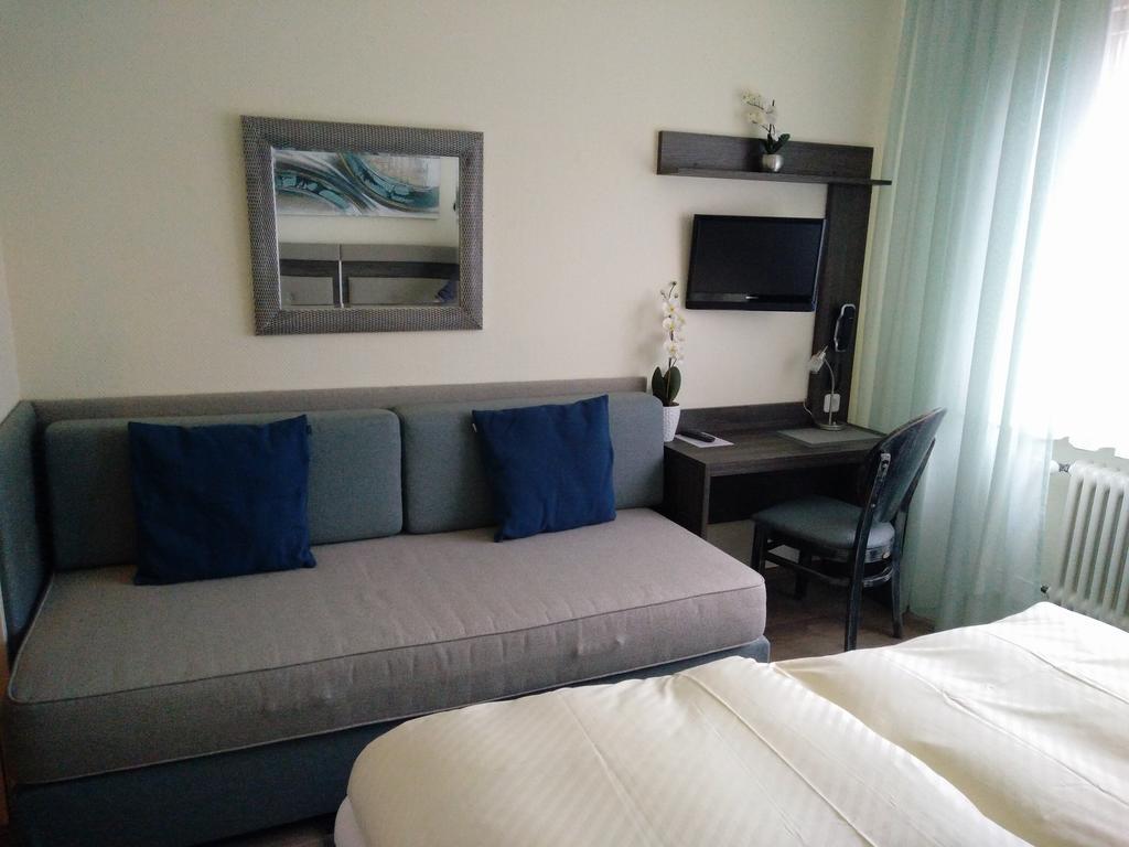 Hotel Alfa Neu-Isenburg Chambre photo
