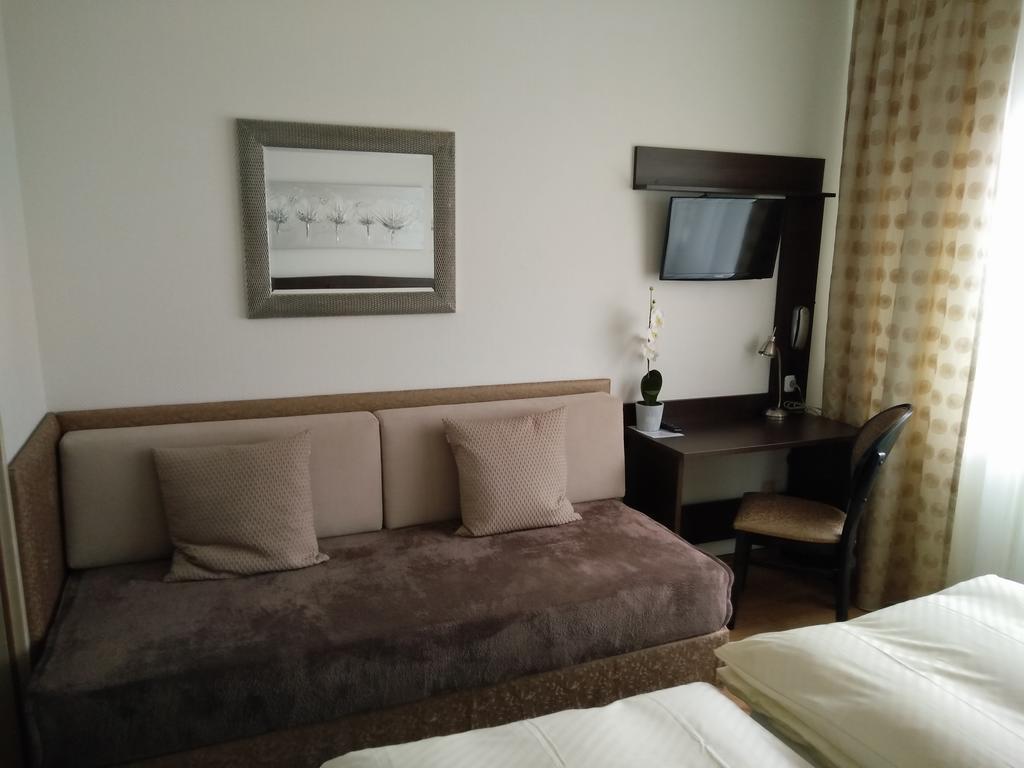 Hotel Alfa Neu-Isenburg Chambre photo